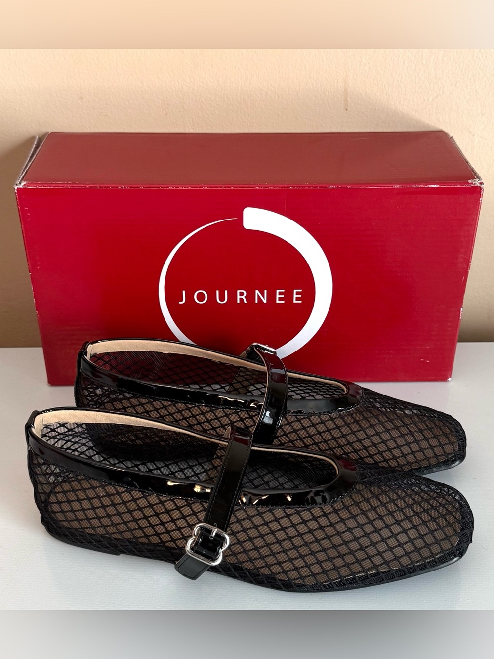 JOURNEE COLLECTION WOMEN'S SIZE 7.5M CASHA BLACK MESH SLIP ON FLATS NEW W/BOX
